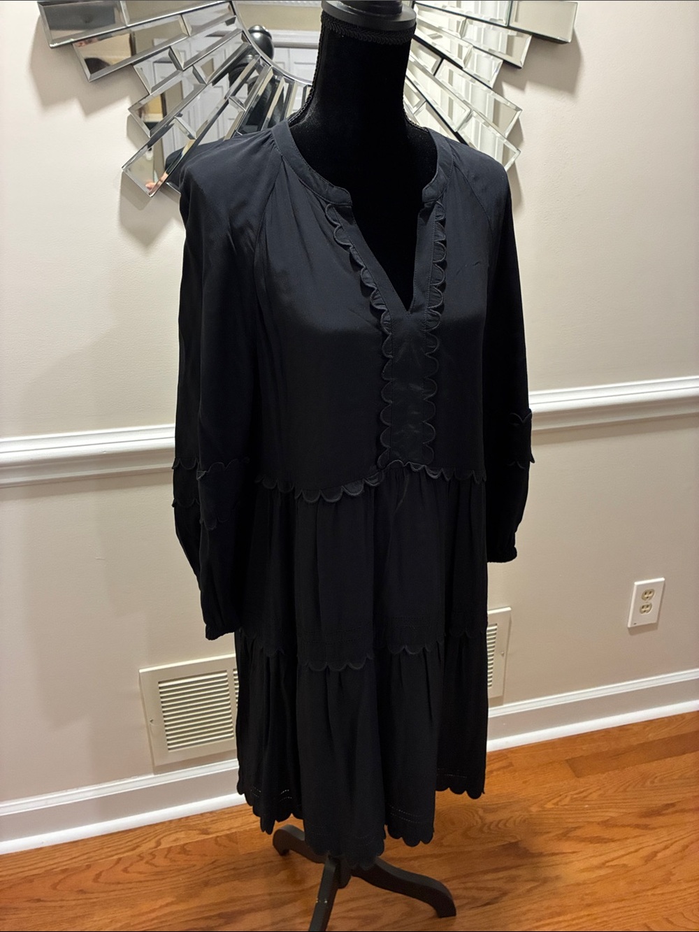 Vineyard Vines Black Scalloped Tiered Midi Dress